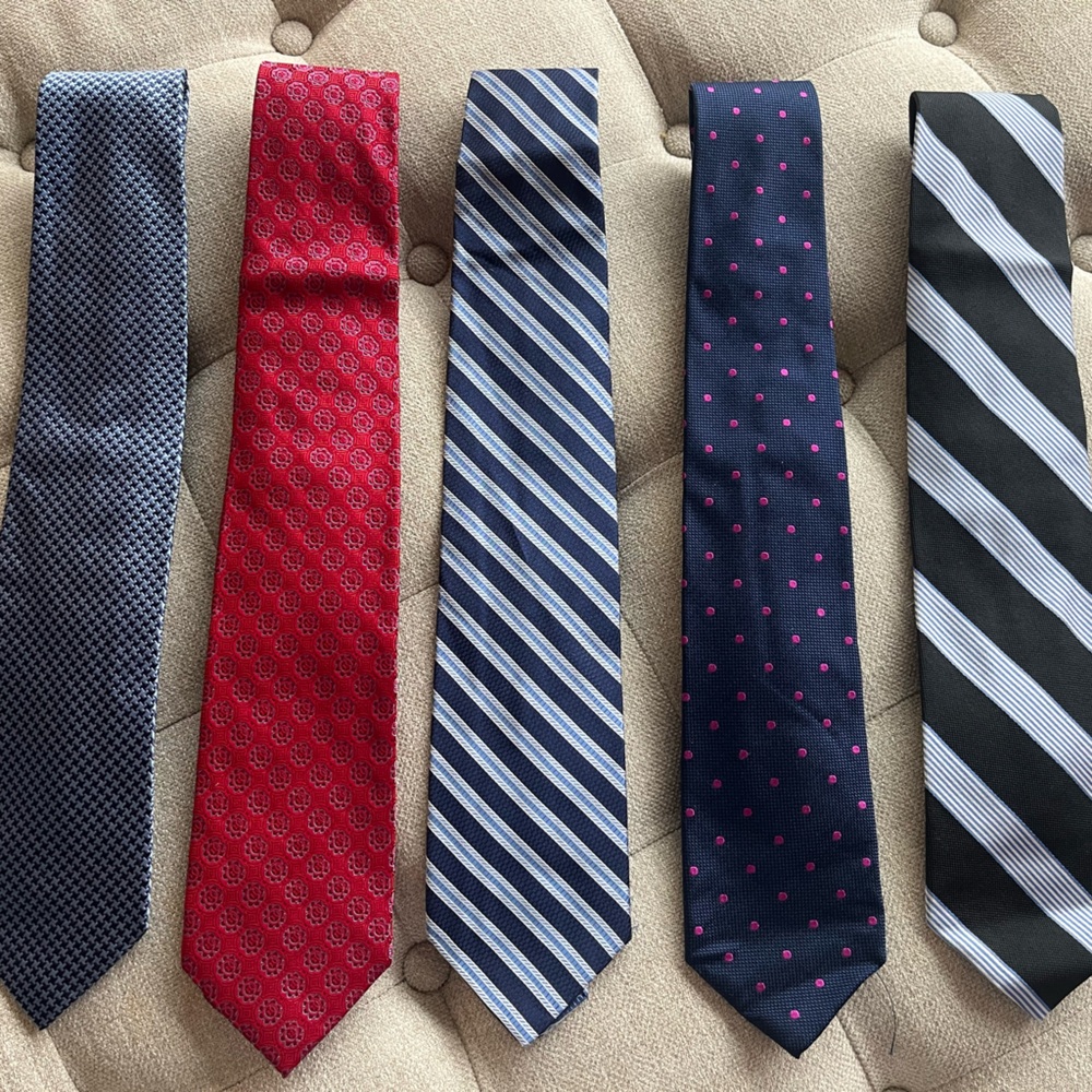Brooks Brothers/ Charles Tyrwhitt Tie Collection (5)